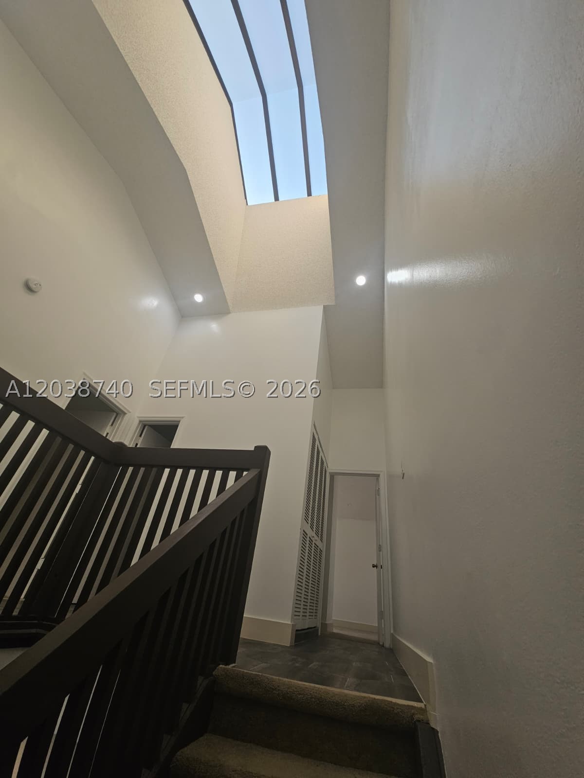 CYPRESS RUN TOWNHOMES - Residential Lease
