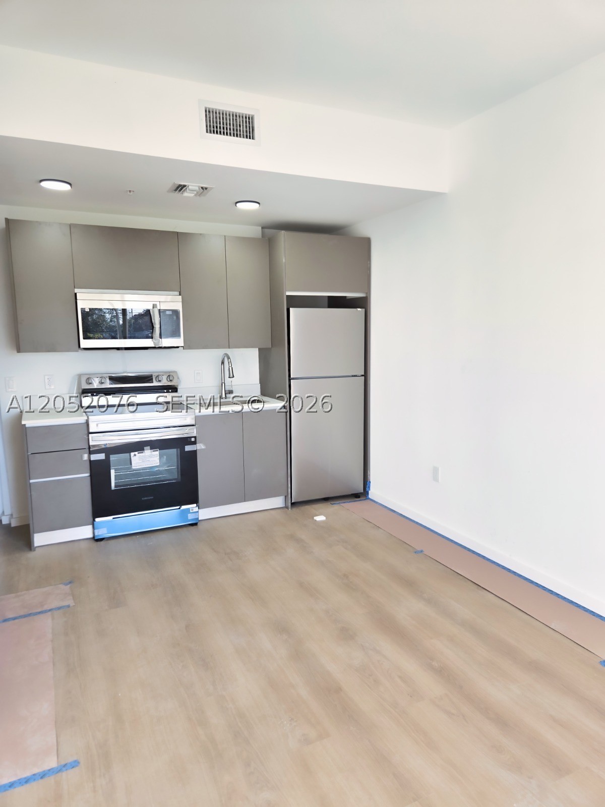 LITTLE RIVER GARDENS AMD - Residential Lease