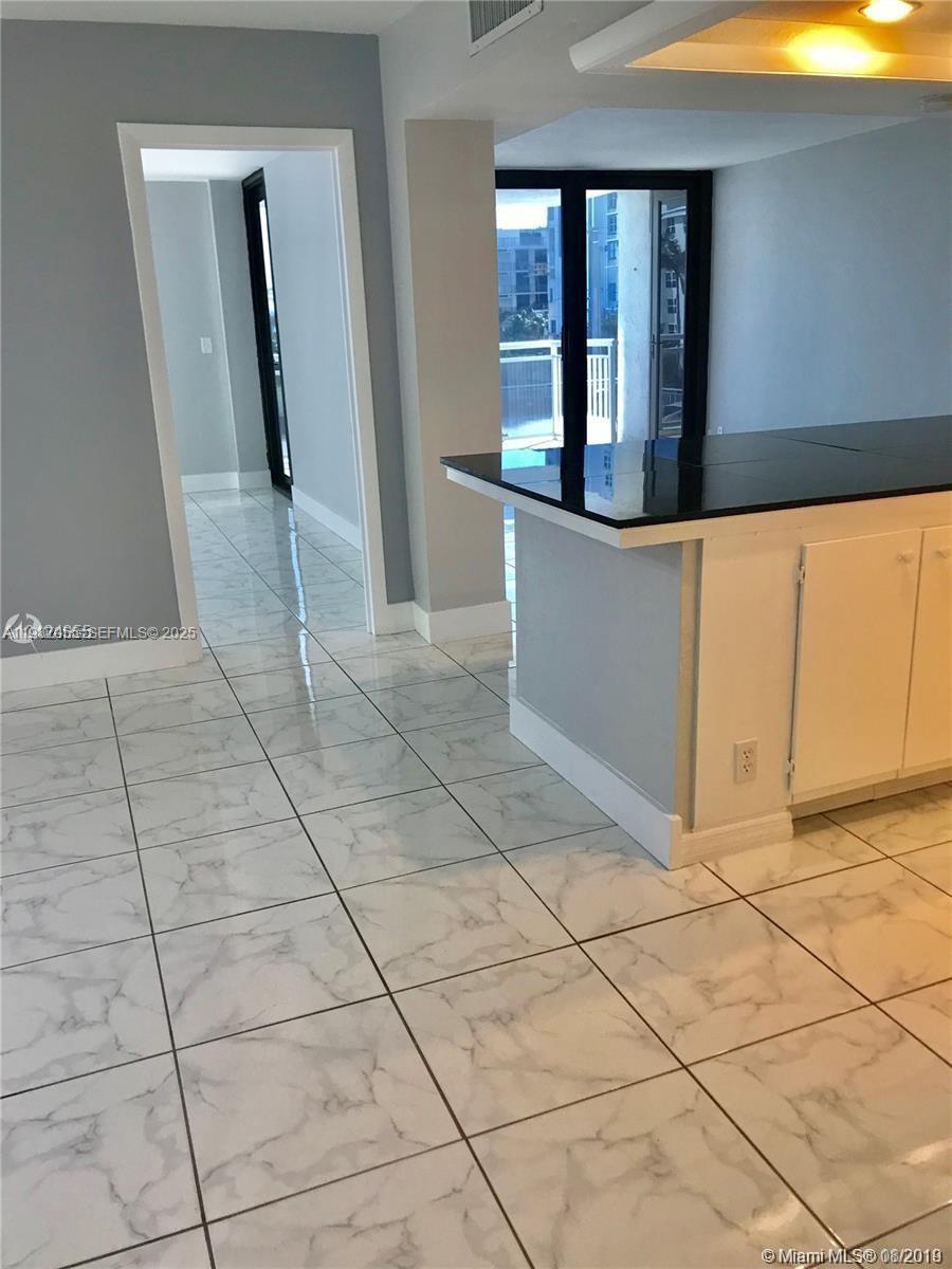 ALLINGTON TOWERS CONDO - Residential