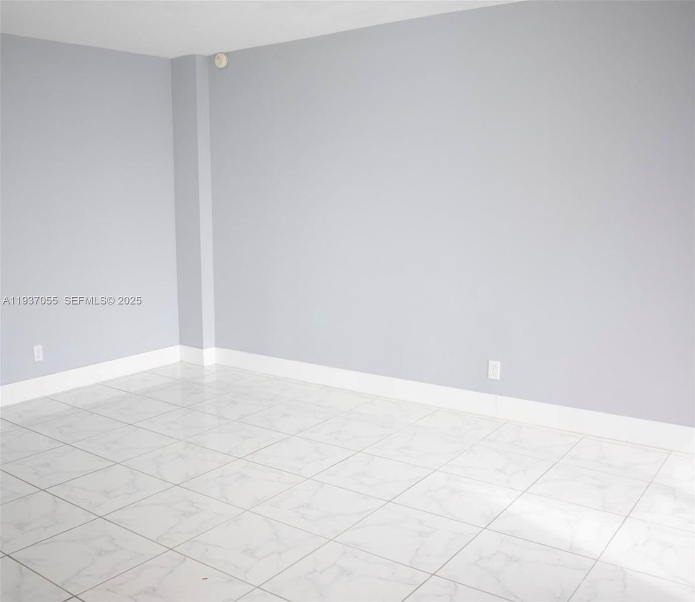 ALLINGTON TOWERS CONDO - Residential