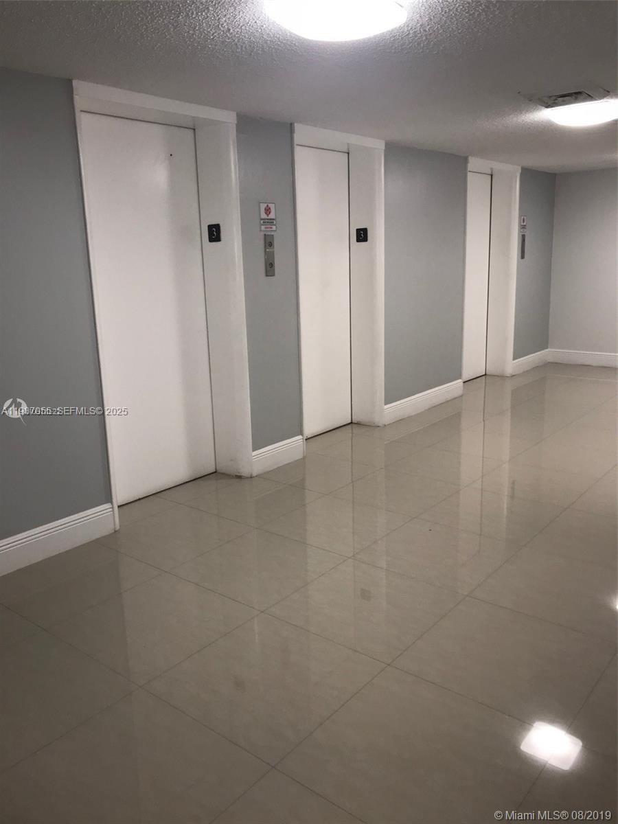 ALLINGTON TOWERS CONDO - Residential