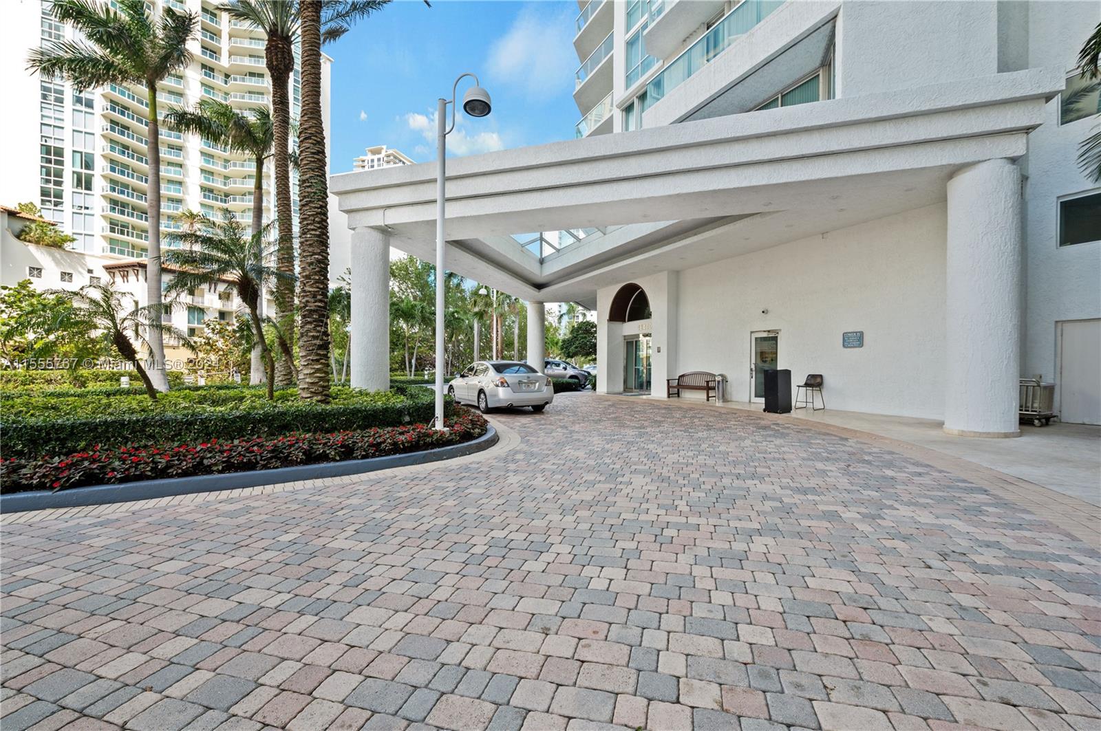 OCEANIA IV CONDO - Residential Lease