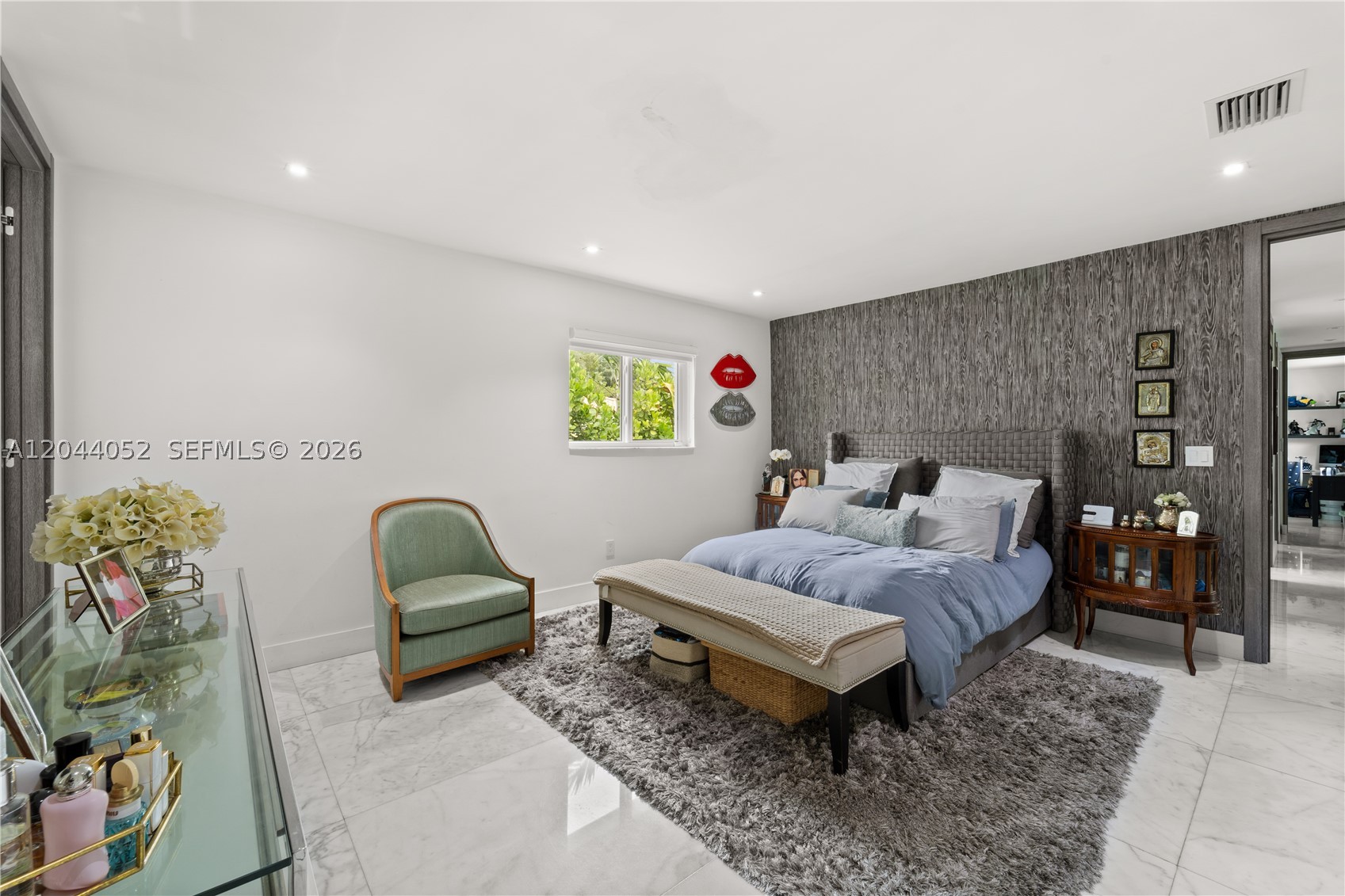 LOUISE PARK - Residential
