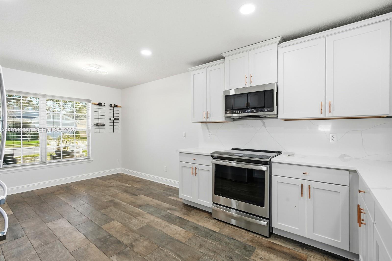 STERLING MEADOWS - Residential
