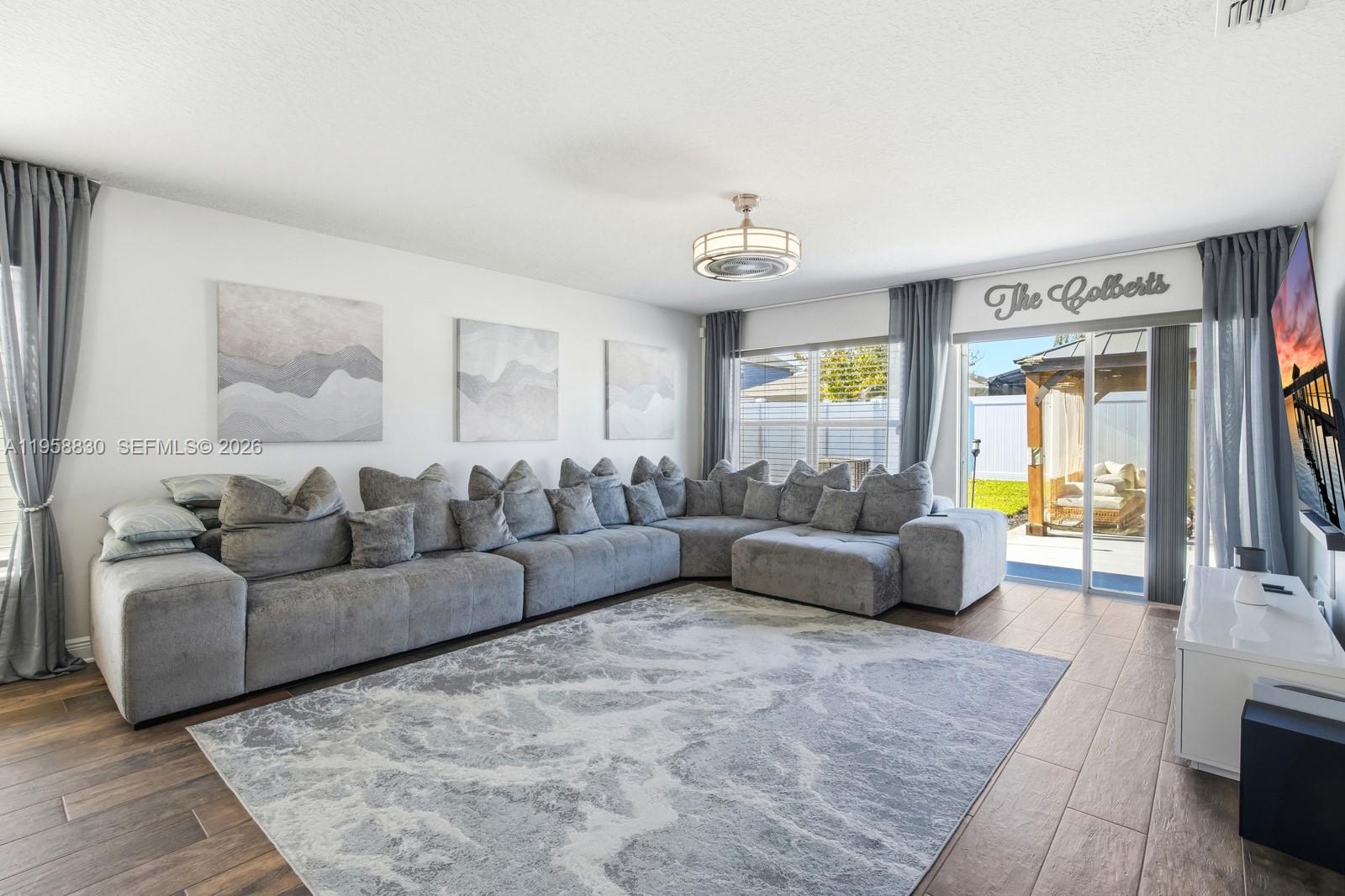 STERLING MEADOWS - Residential