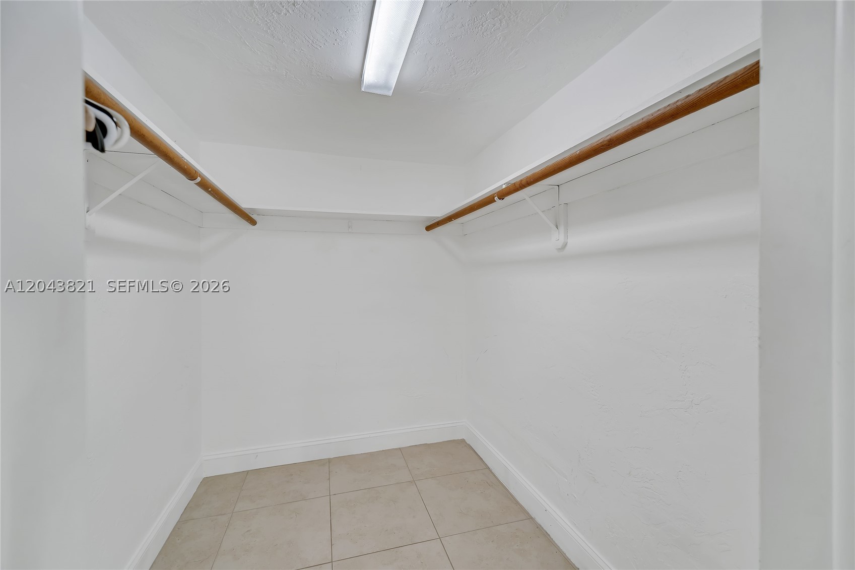 VILLA CAPRI CONDO - Residential