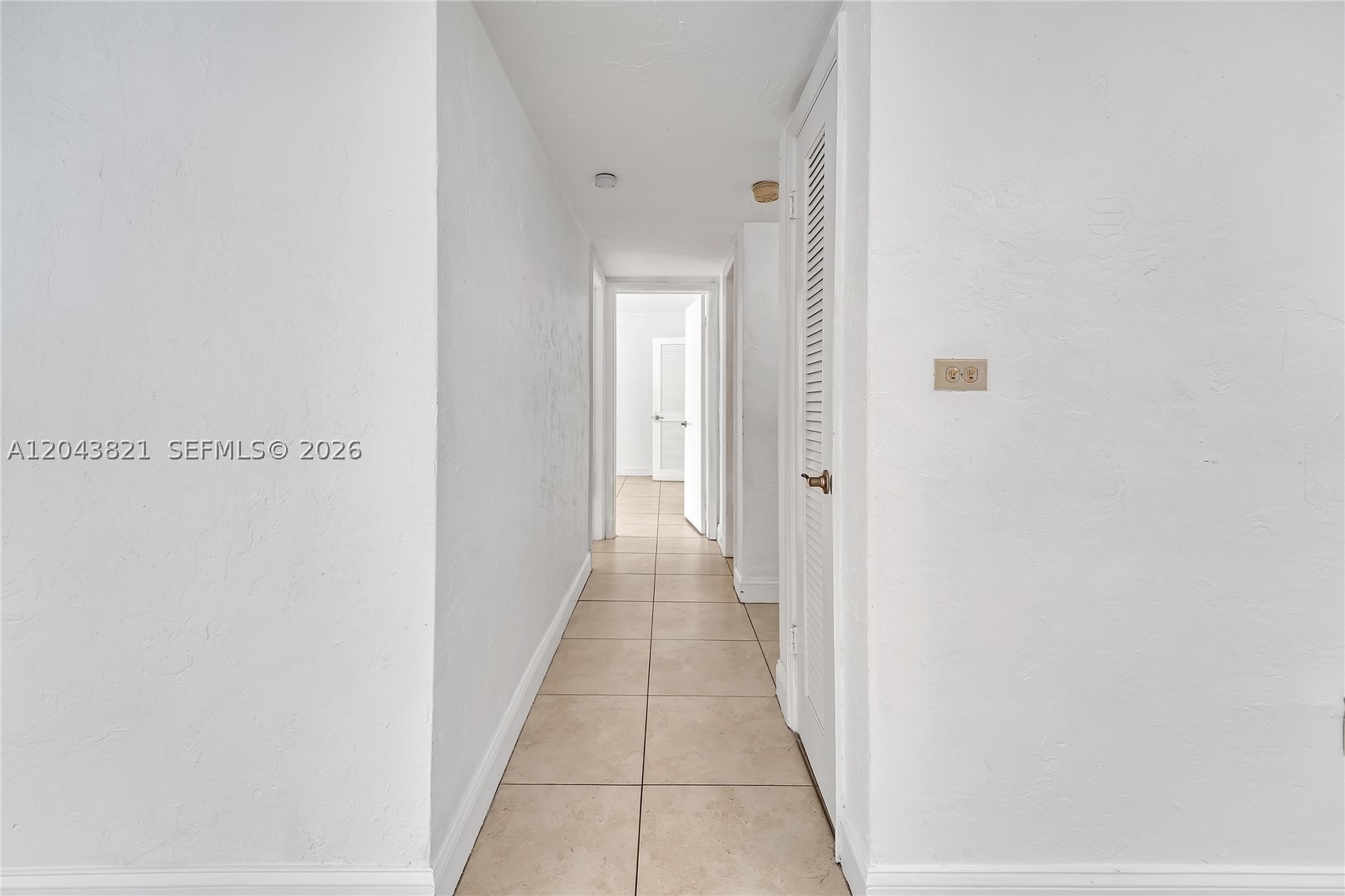 VILLA CAPRI CONDO - Residential