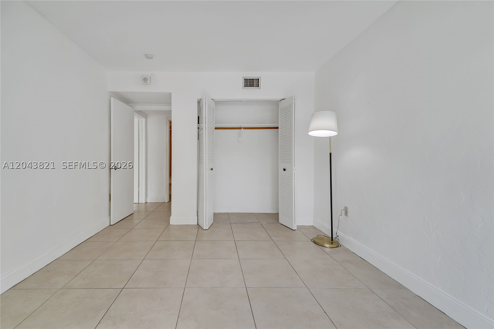 VILLA CAPRI CONDO - Residential
