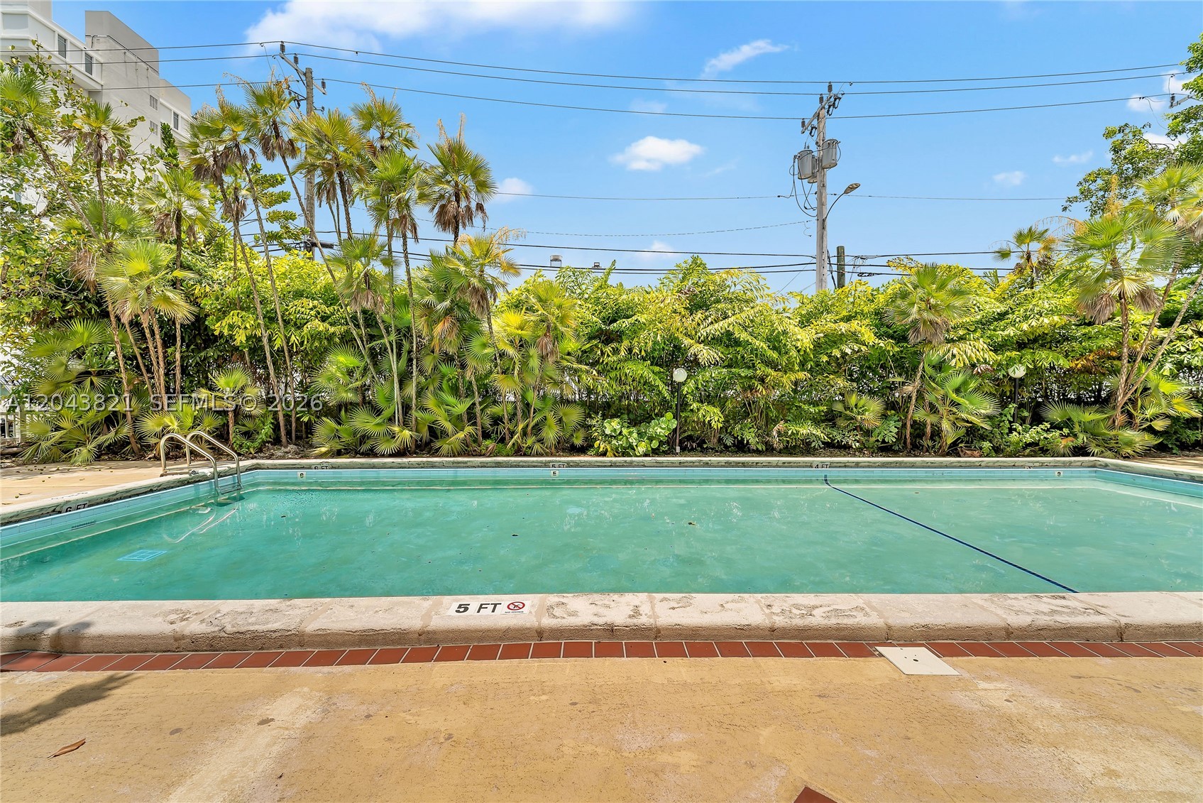 VILLA CAPRI CONDO - Residential