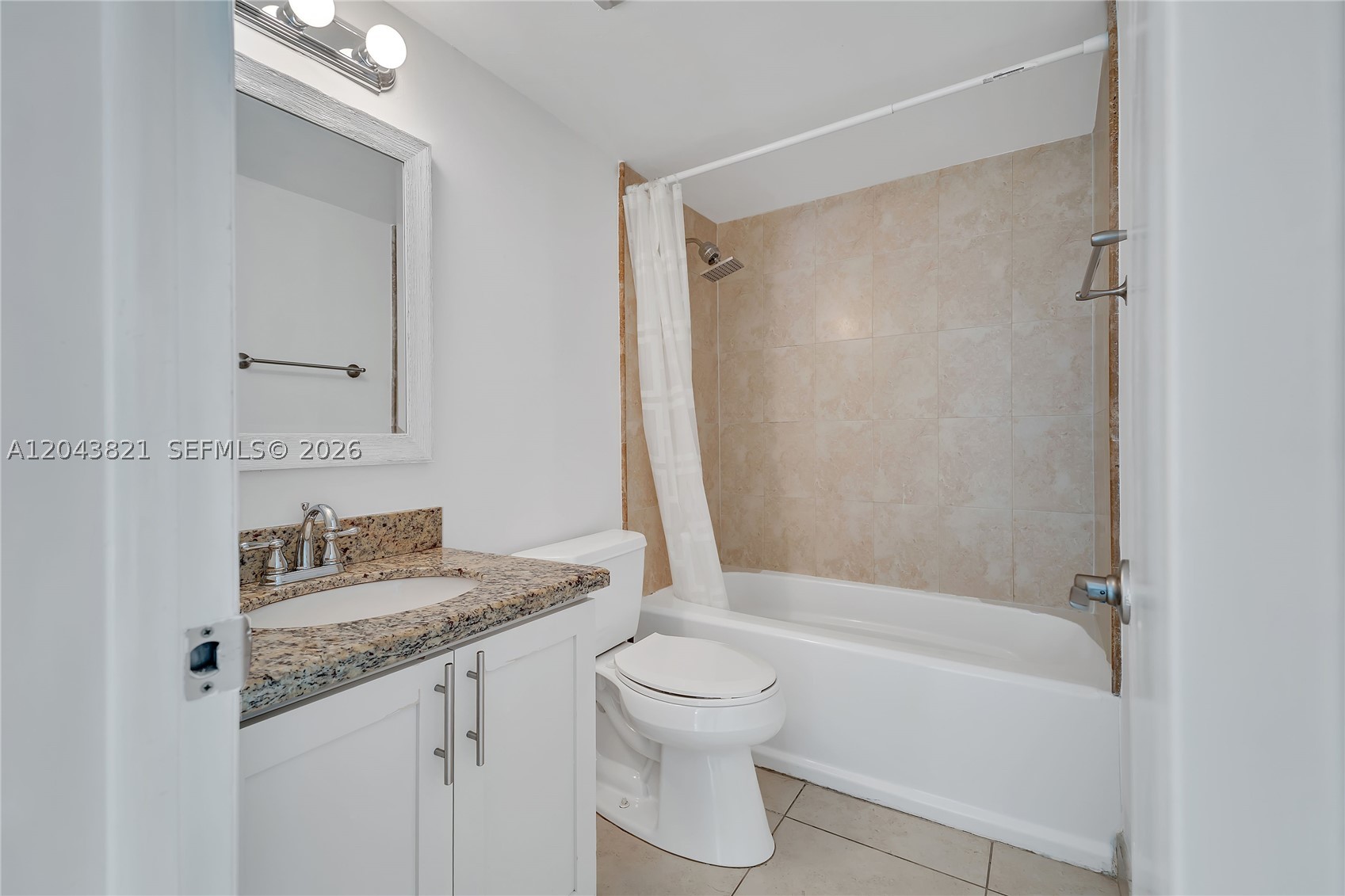 VILLA CAPRI CONDO - Residential