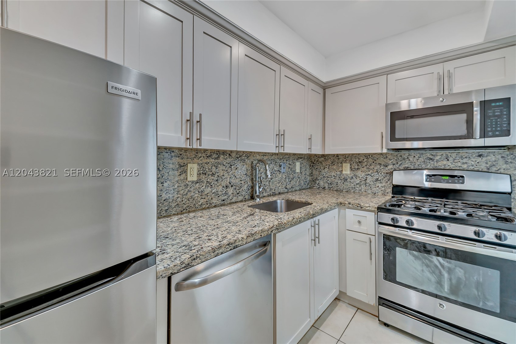 VILLA CAPRI CONDO - Residential