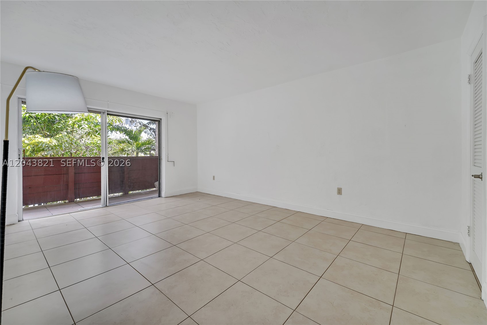 VILLA CAPRI CONDO - Residential