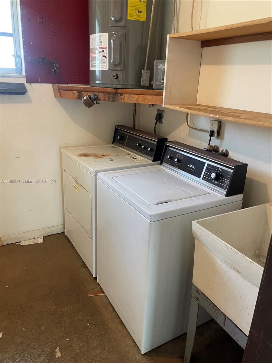 KENDALL SUNSET HOMES - Residential