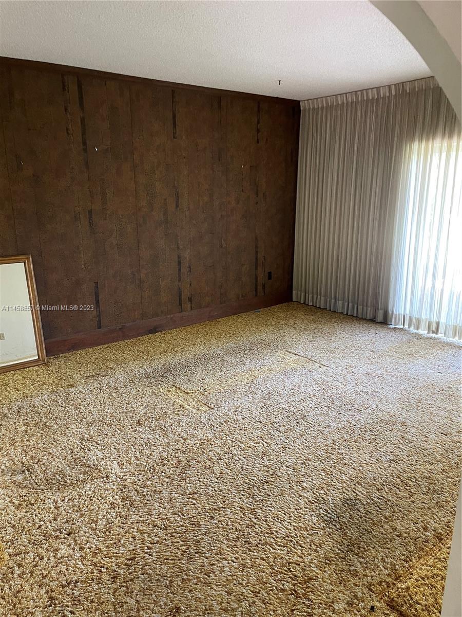 KENDALL SUNSET HOMES - Residential