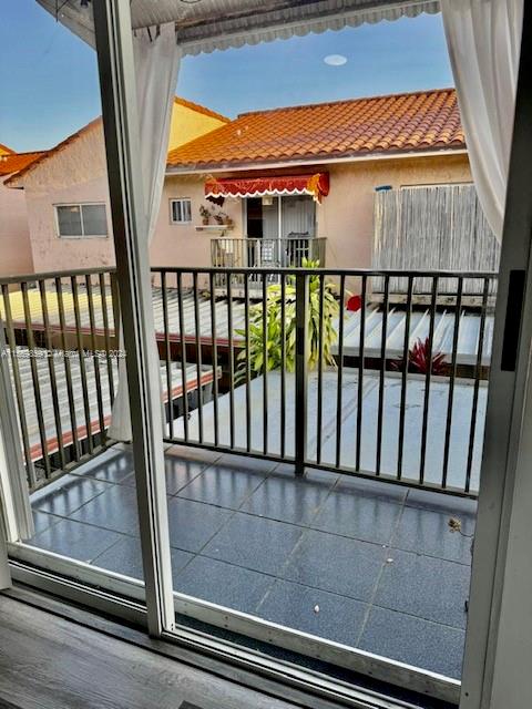 EL PRADO XIII CONDO - Residential Lease