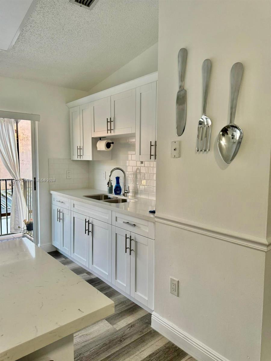 EL PRADO XIII CONDO - Residential Lease