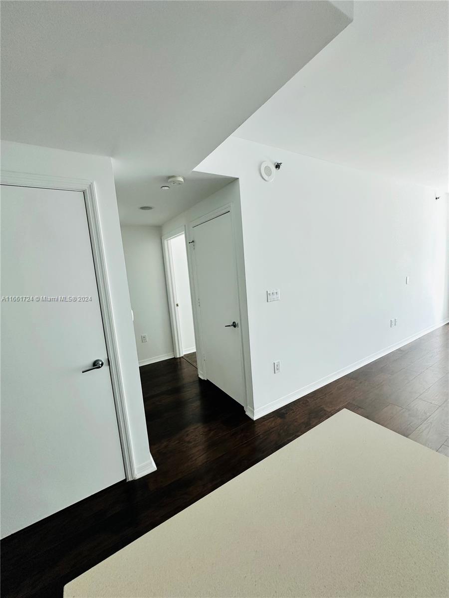 500 BRICKELL EAST CONDO - Residential Lease