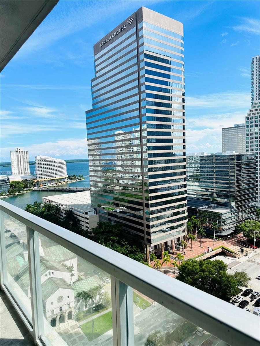500 BRICKELL EAST CONDO - Residential Lease