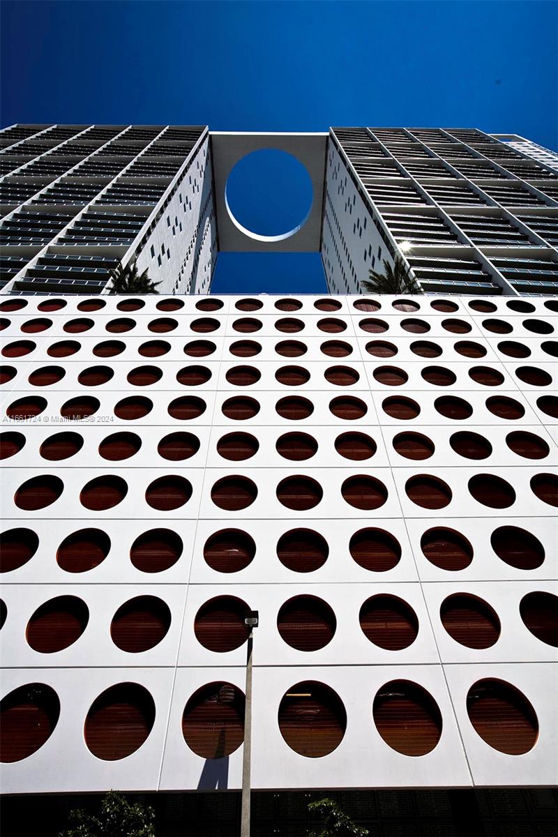 500 BRICKELL EAST CONDO - Residential Lease