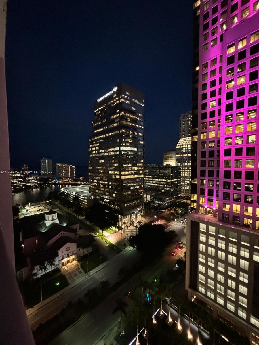 500 BRICKELL EAST CONDO - Residential Lease