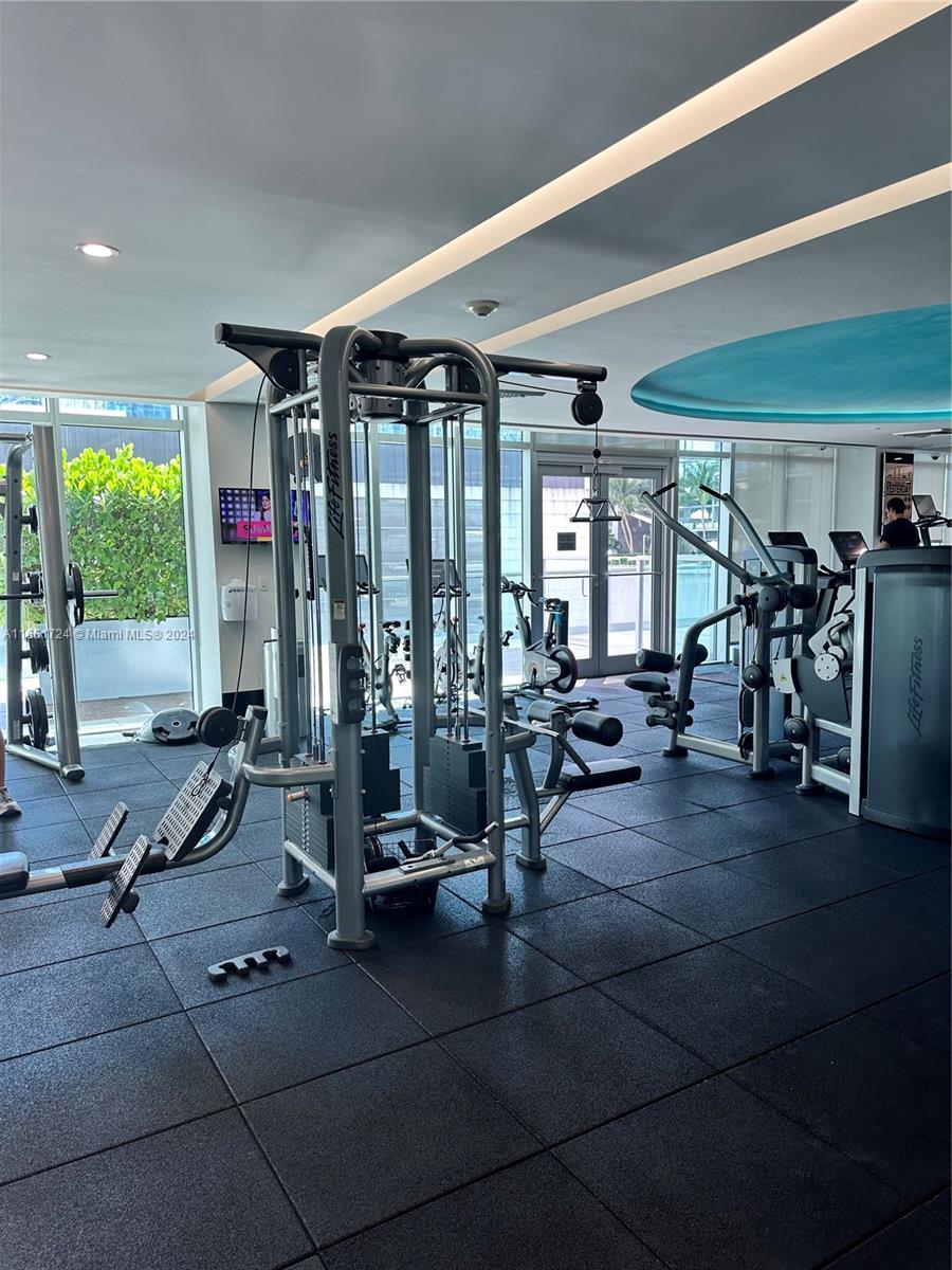 500 BRICKELL EAST CONDO - Residential Lease