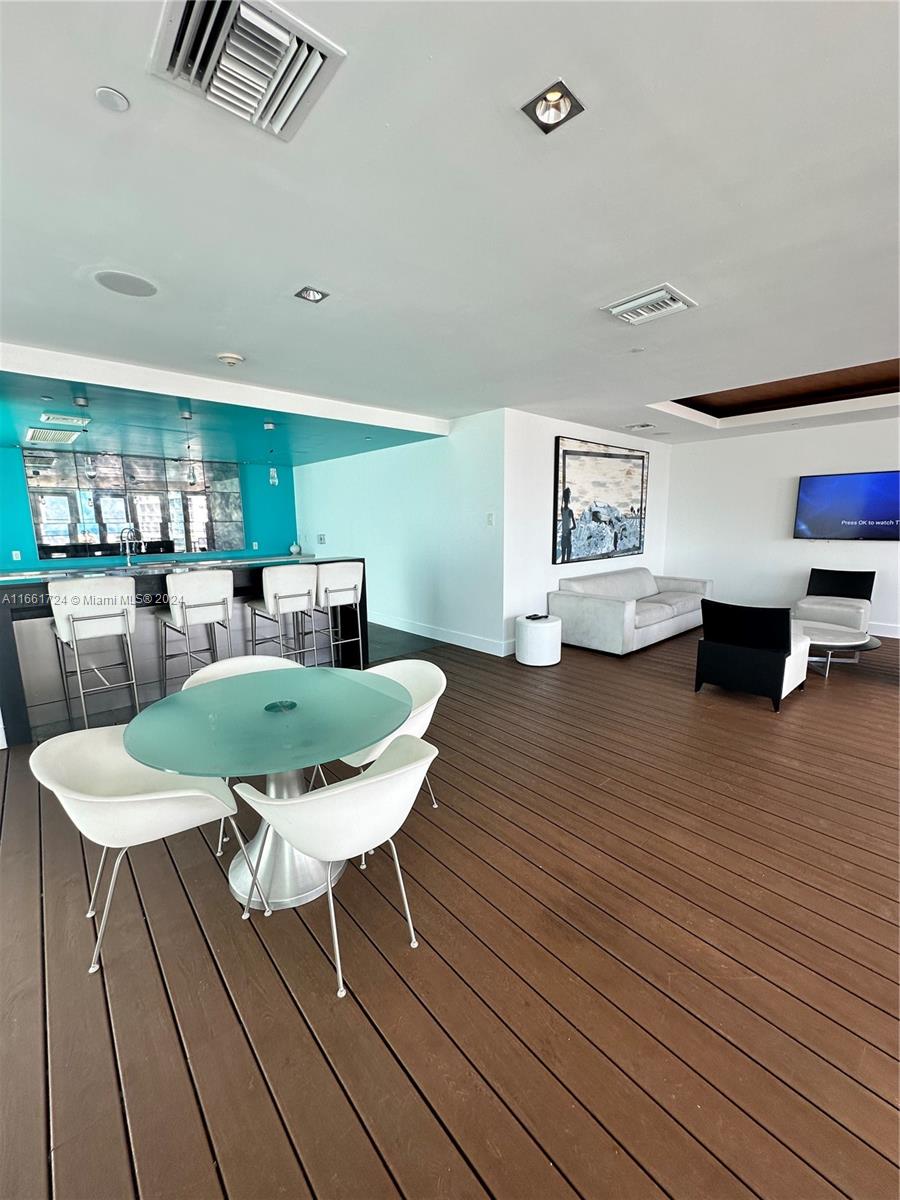 500 BRICKELL EAST CONDO - Residential Lease