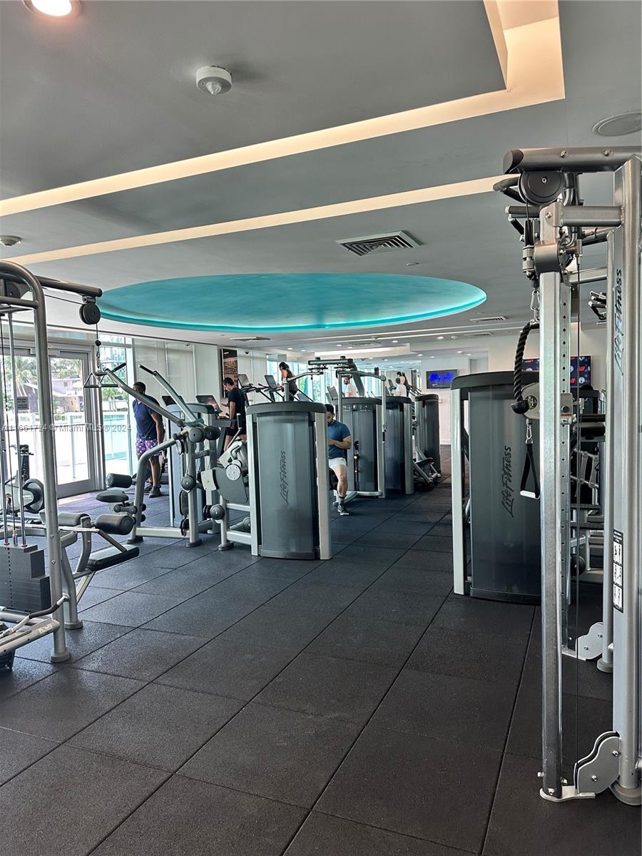 500 BRICKELL EAST CONDO - Residential Lease