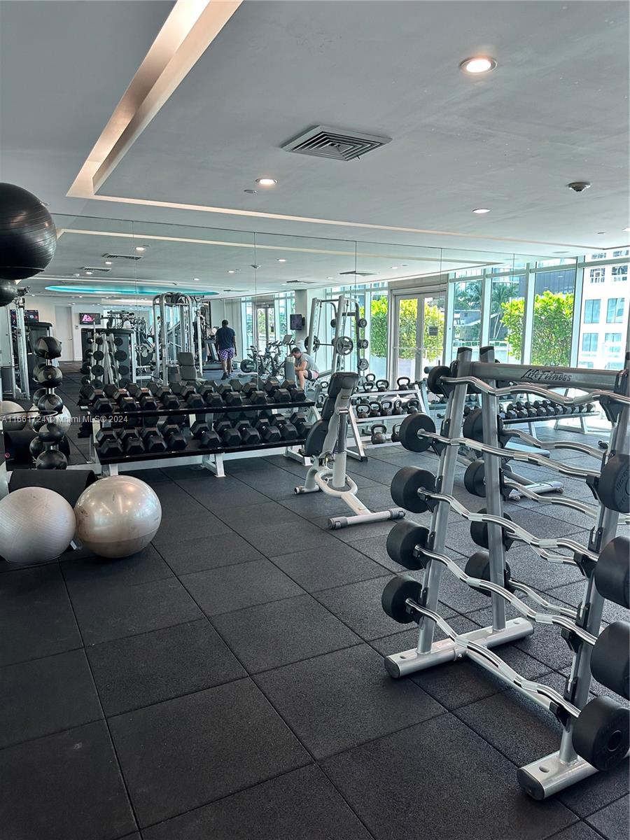 500 BRICKELL EAST CONDO - Residential Lease