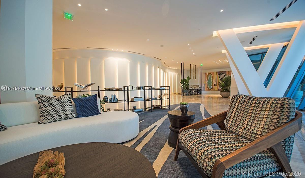 CLUB RESIDENCES AT PARK G - Residential Lease