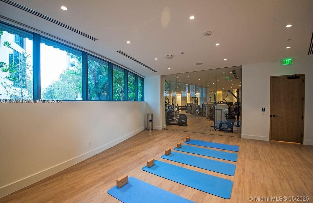 CLUB RESIDENCES AT PARK G - Residential Lease