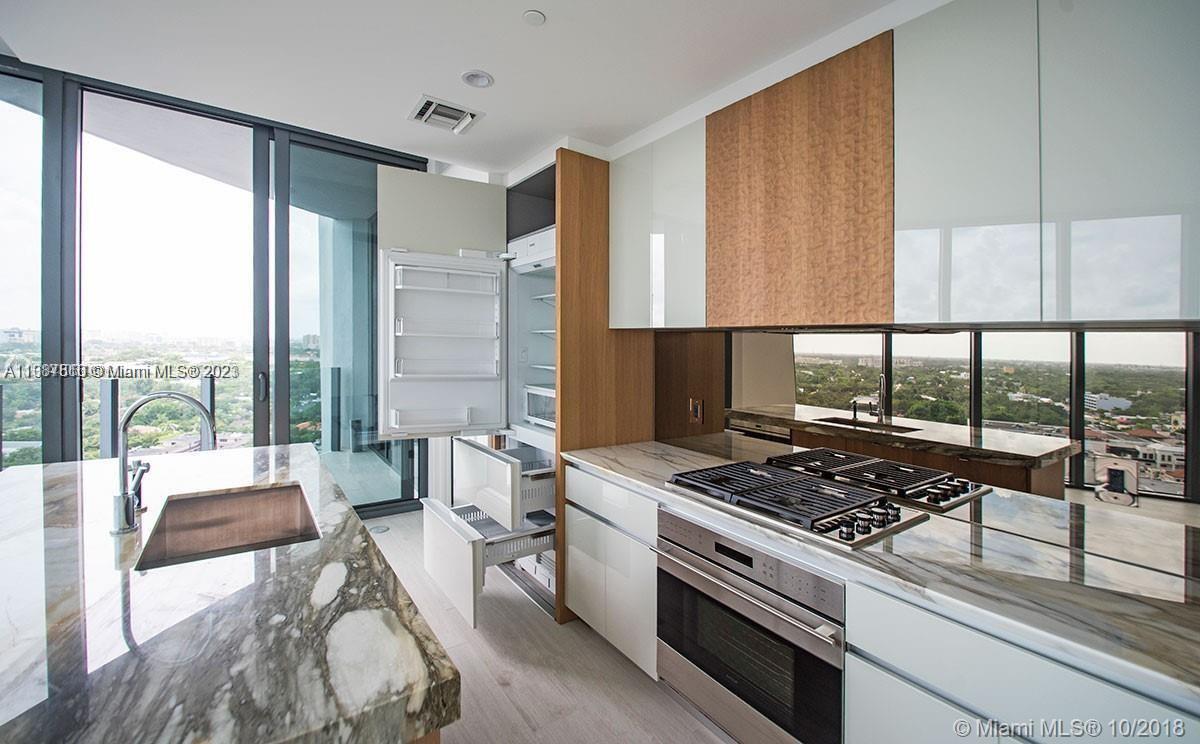 CLUB RESIDENCES AT PARK G - Residential Lease