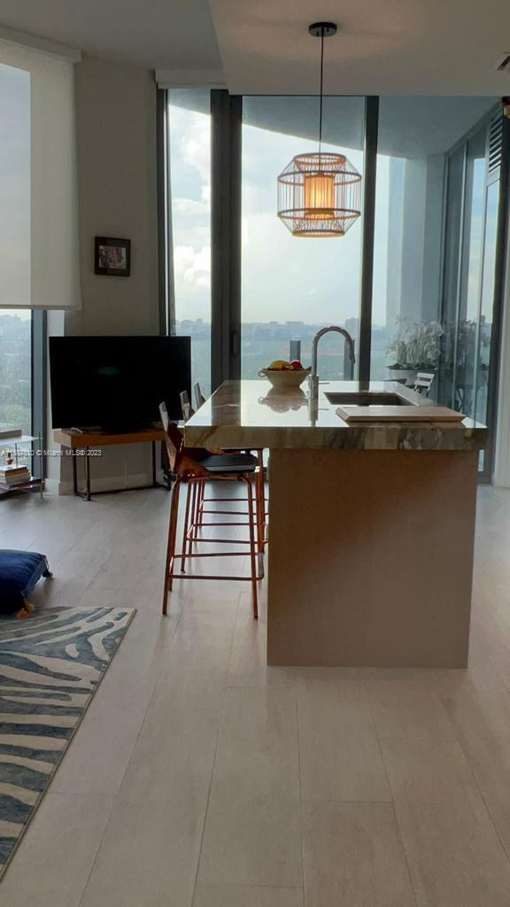 CLUB RESIDENCES AT PARK G - Residential Lease