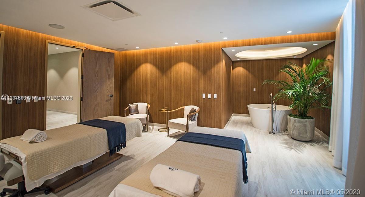 CLUB RESIDENCES AT PARK G - Residential Lease