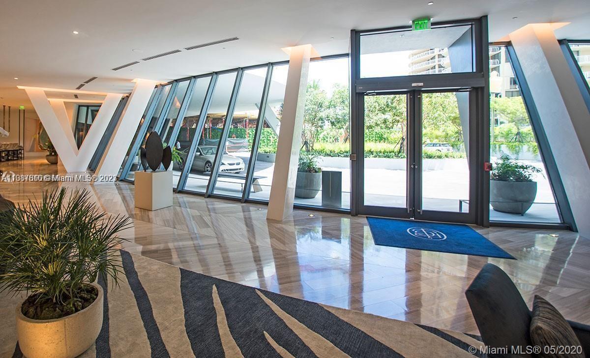 CLUB RESIDENCES AT PARK G - Residential Lease