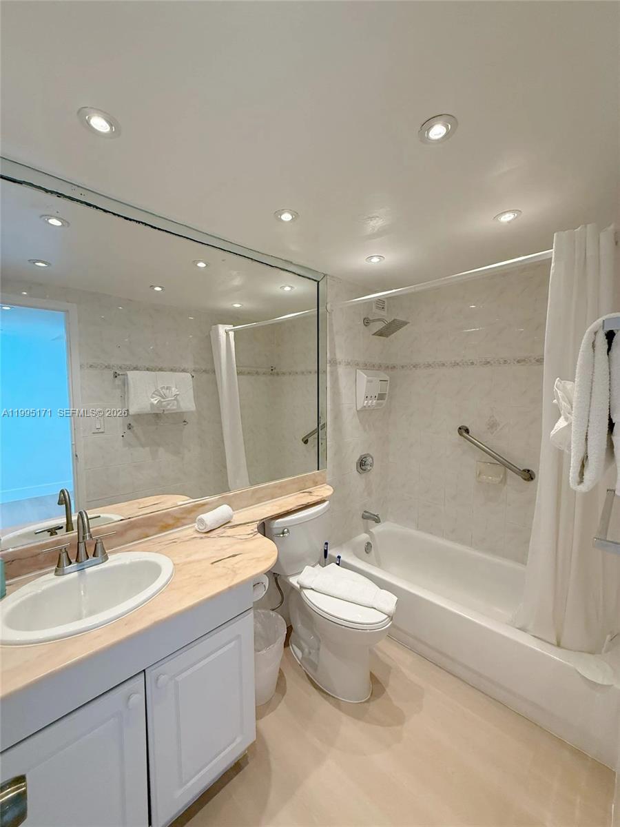 CASTLE BEACH CLUB CONDO - Residential