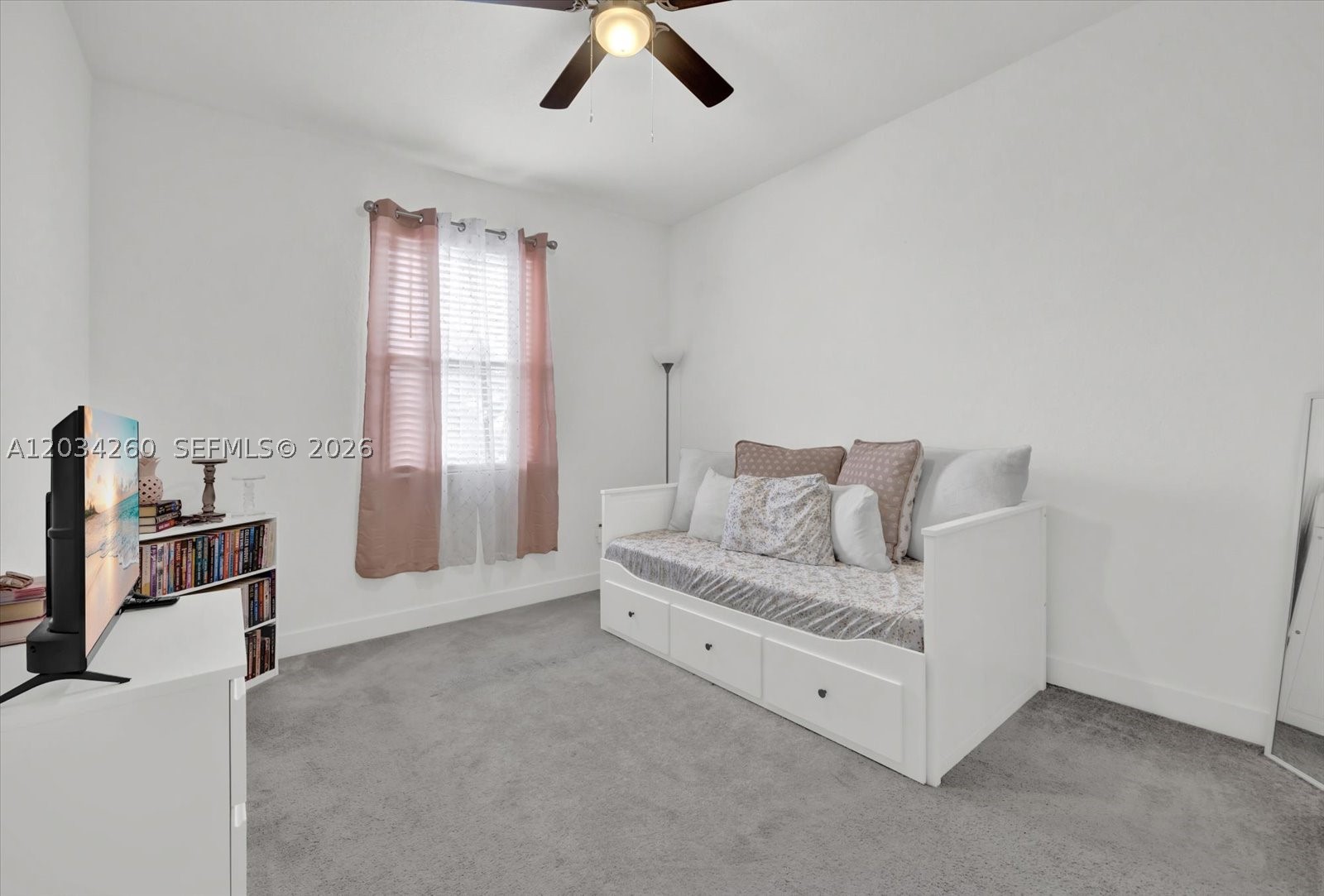 MC RESIDENTIAL - Residential