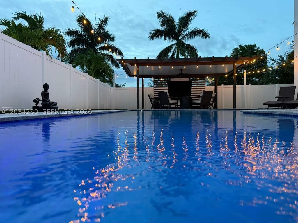 MC RESIDENTIAL - Residential