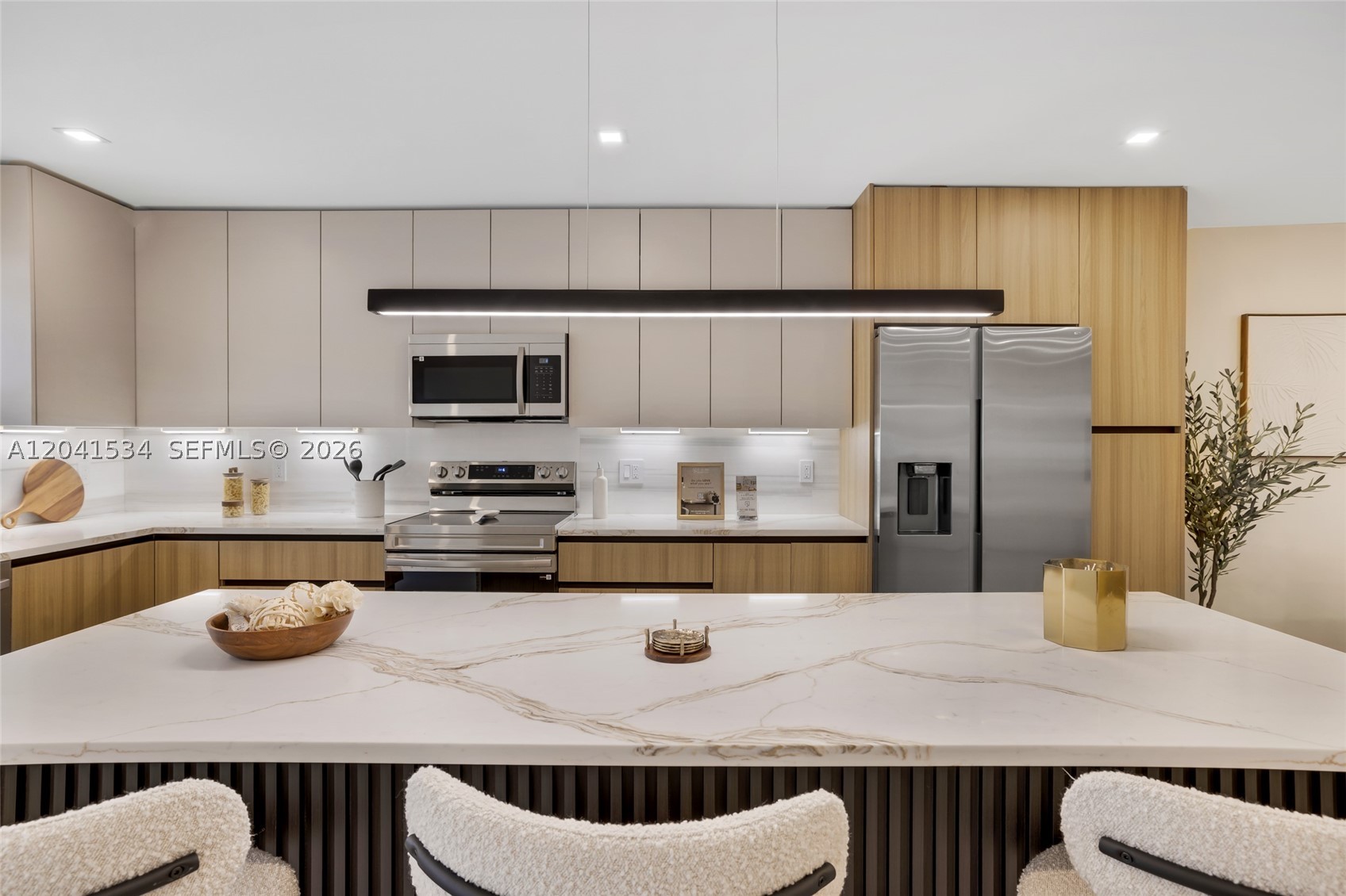 CORAL RIDGE ISLES - Residential