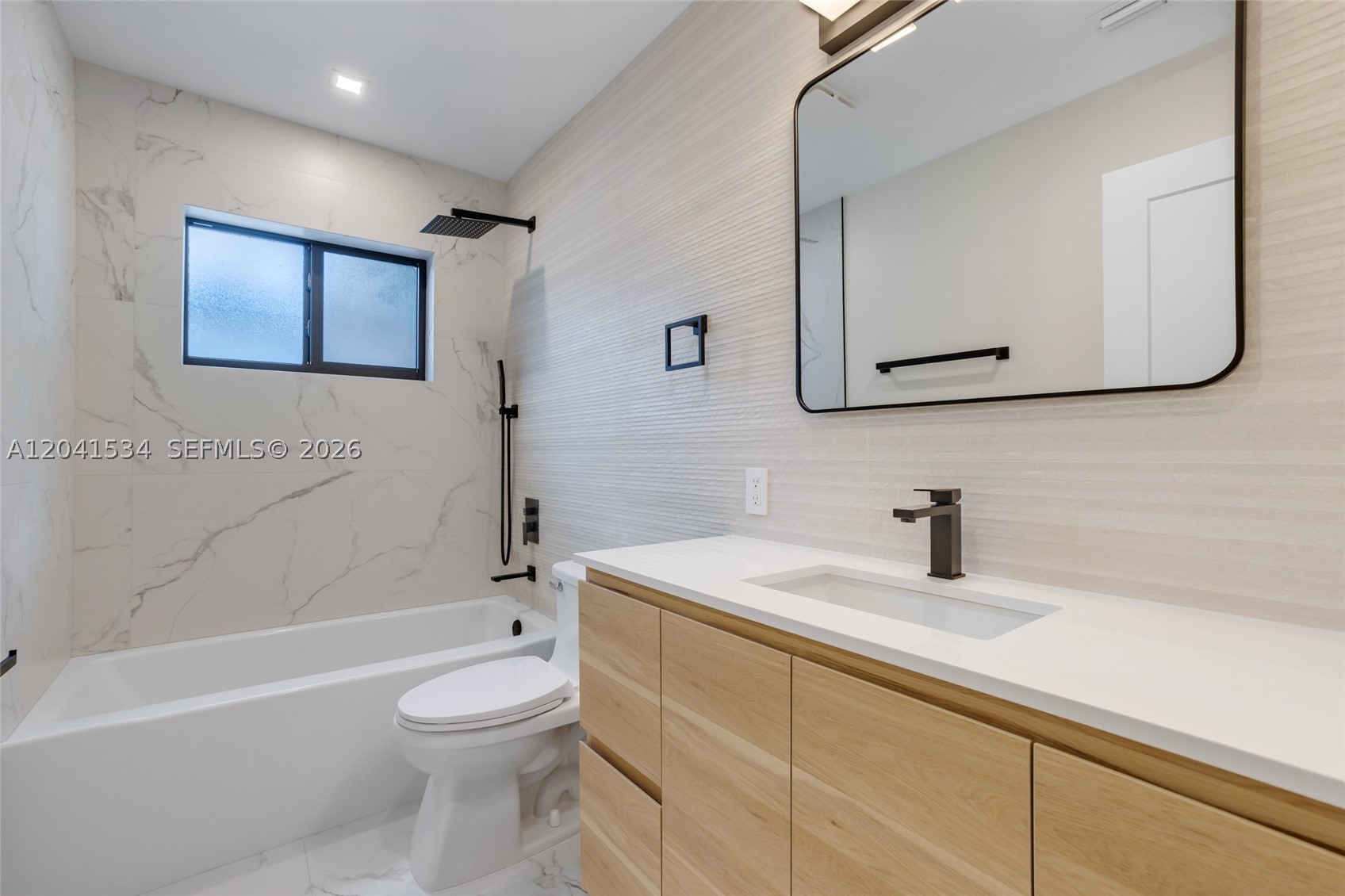 CORAL RIDGE ISLES - Residential