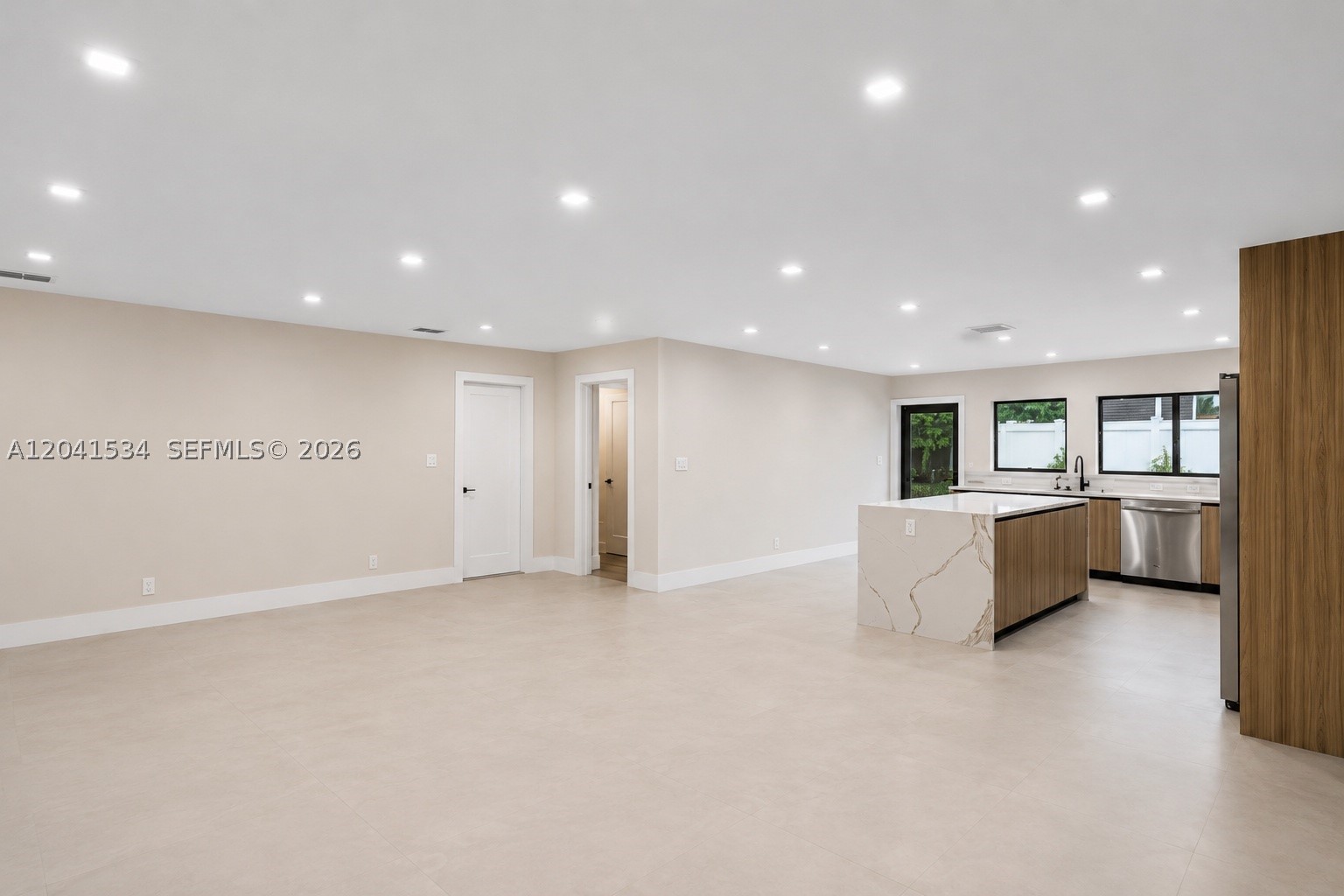 CORAL RIDGE ISLES - Residential