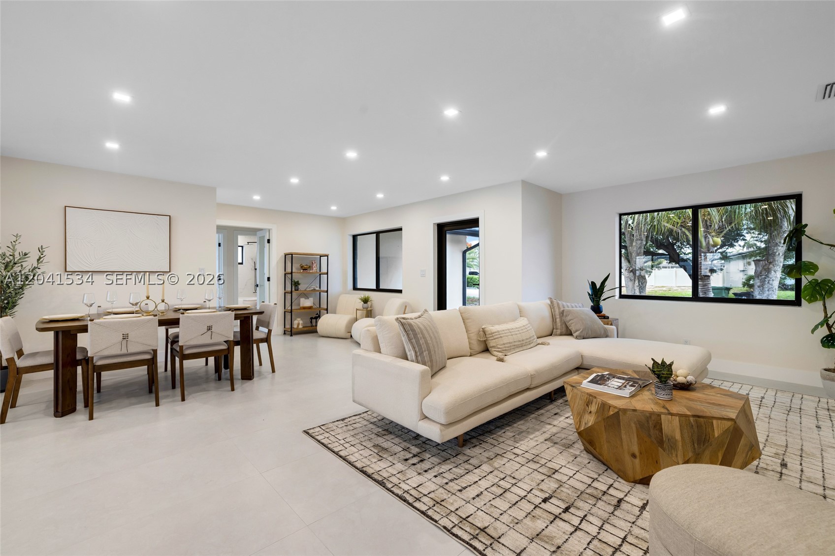 CORAL RIDGE ISLES - Residential