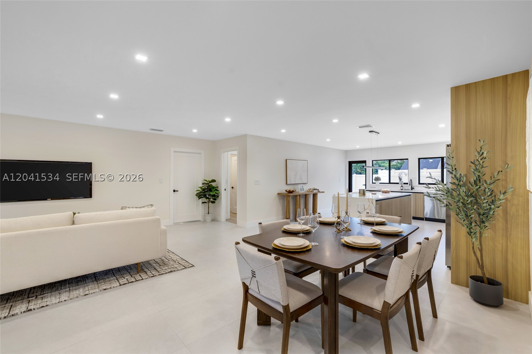 CORAL RIDGE ISLES - Residential