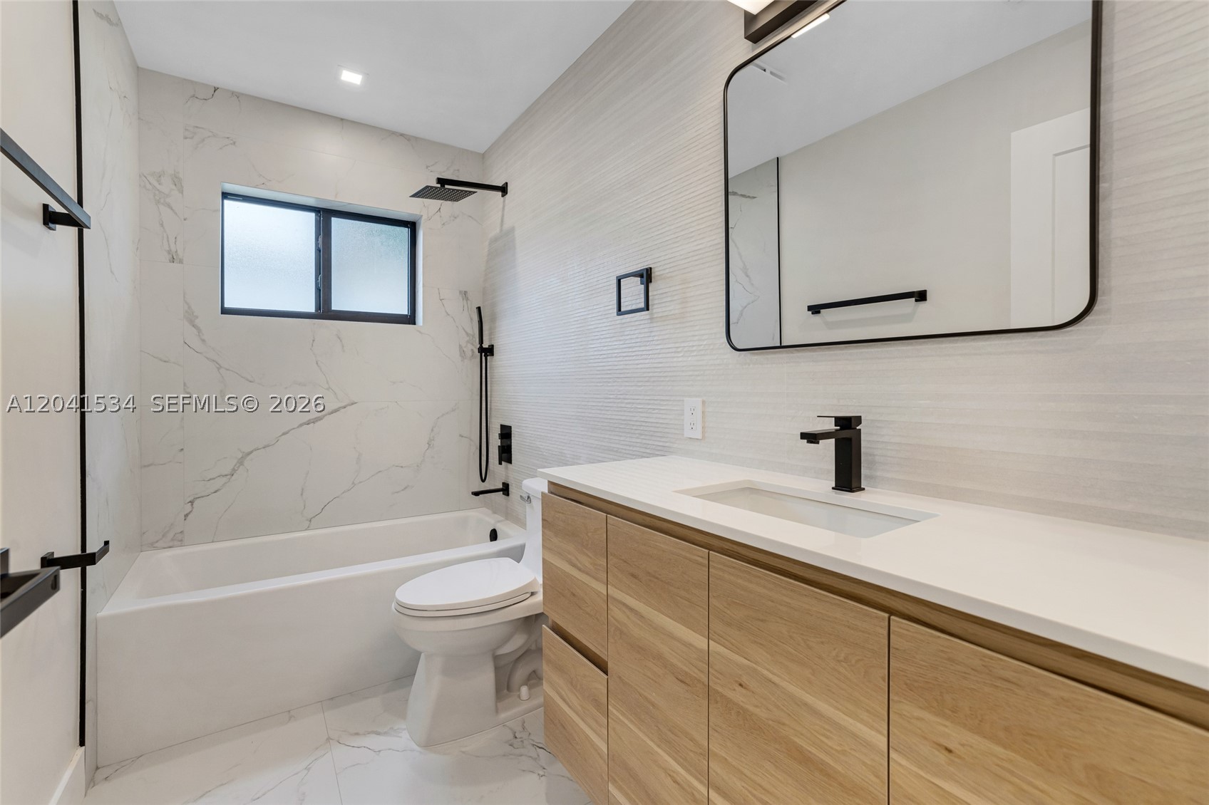 CORAL RIDGE ISLES - Residential
