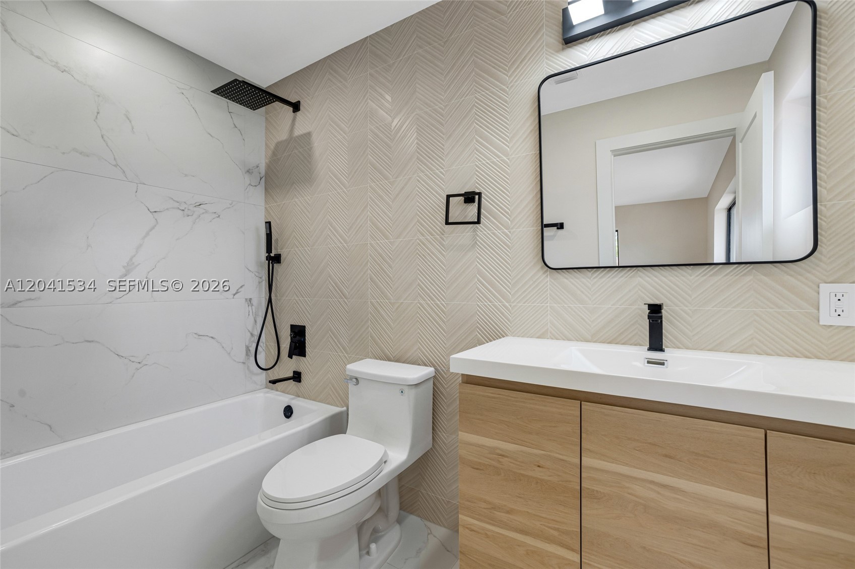 CORAL RIDGE ISLES - Residential