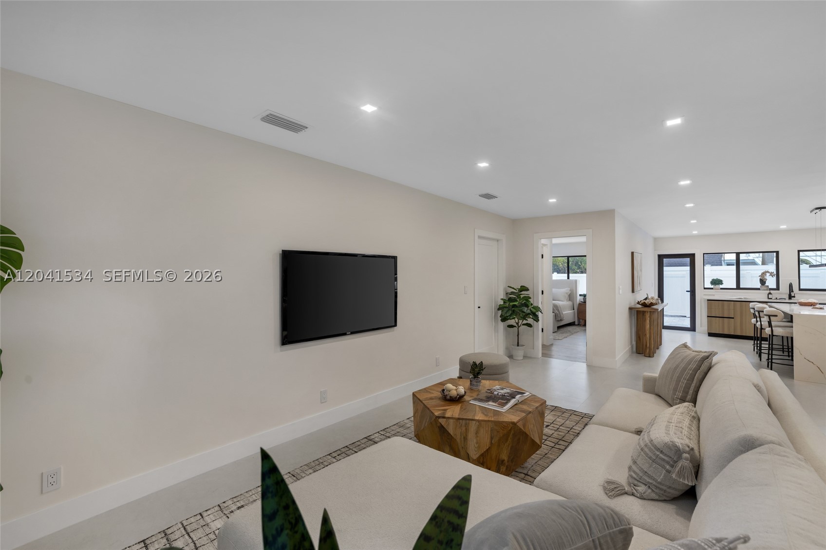 CORAL RIDGE ISLES - Residential