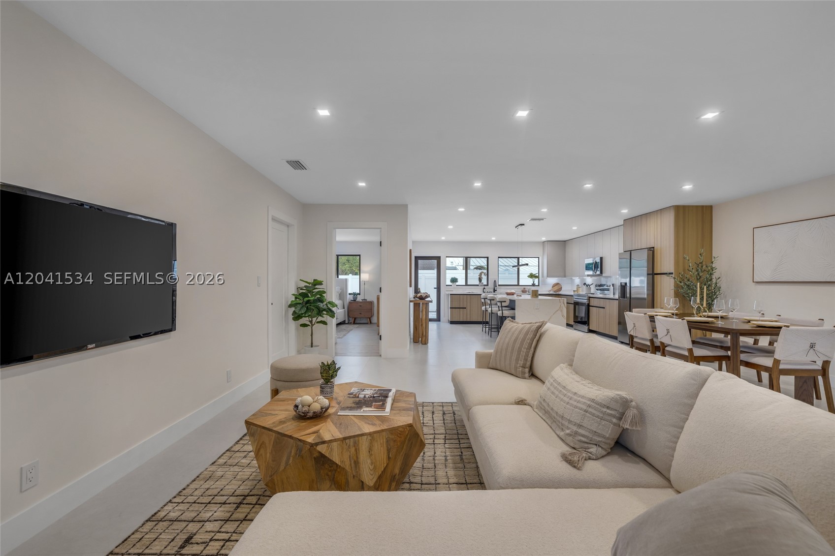 CORAL RIDGE ISLES - Residential