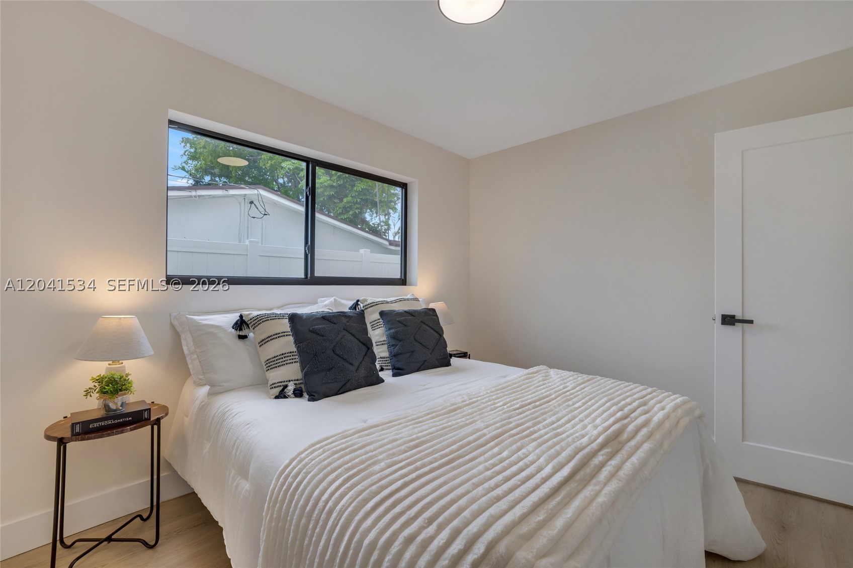 CORAL RIDGE ISLES - Residential