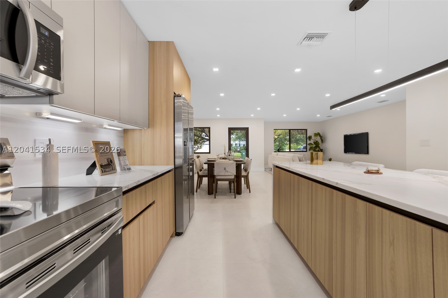 CORAL RIDGE ISLES - Residential