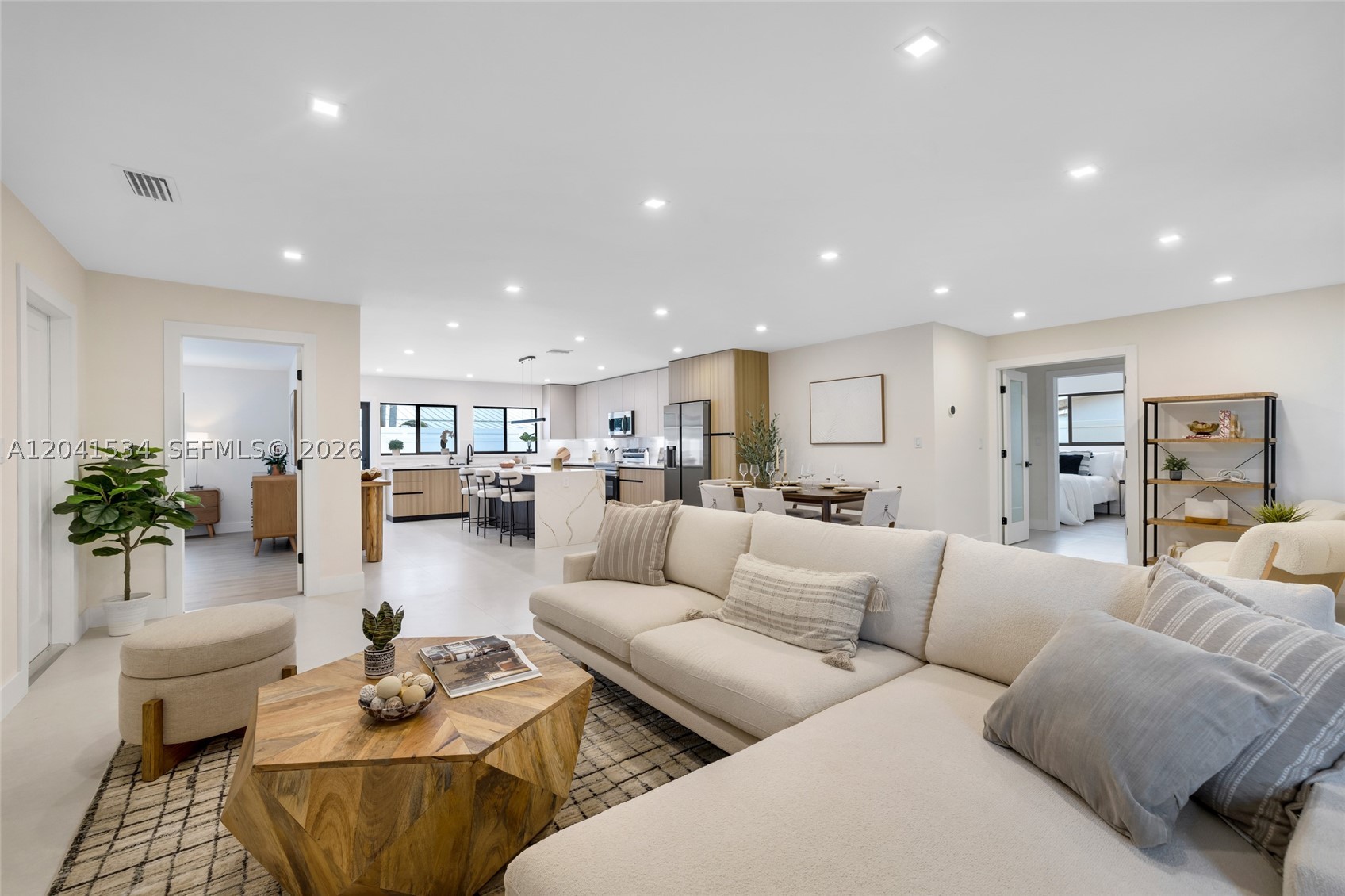 CORAL RIDGE ISLES - Residential