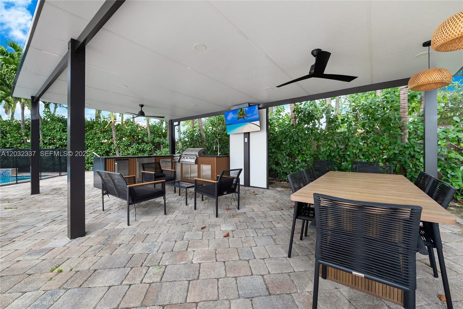 MIRENS PLACE - Residential